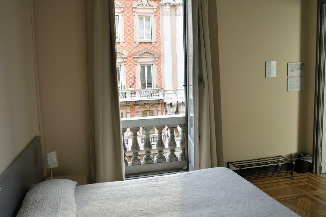 Check-Inn Rooms Genova Centro Exterior foto